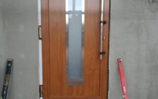 Вхідна група REHAU 70 Золотий дуб