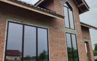 Скління приватного будинку REHAU 70 темний дуб 7